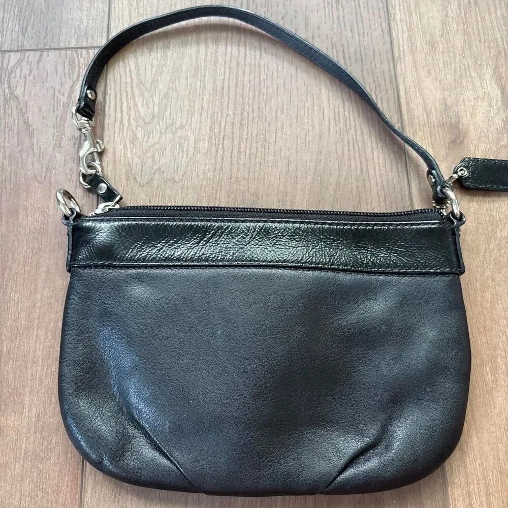 Vintage Y2K Coach Wristlet